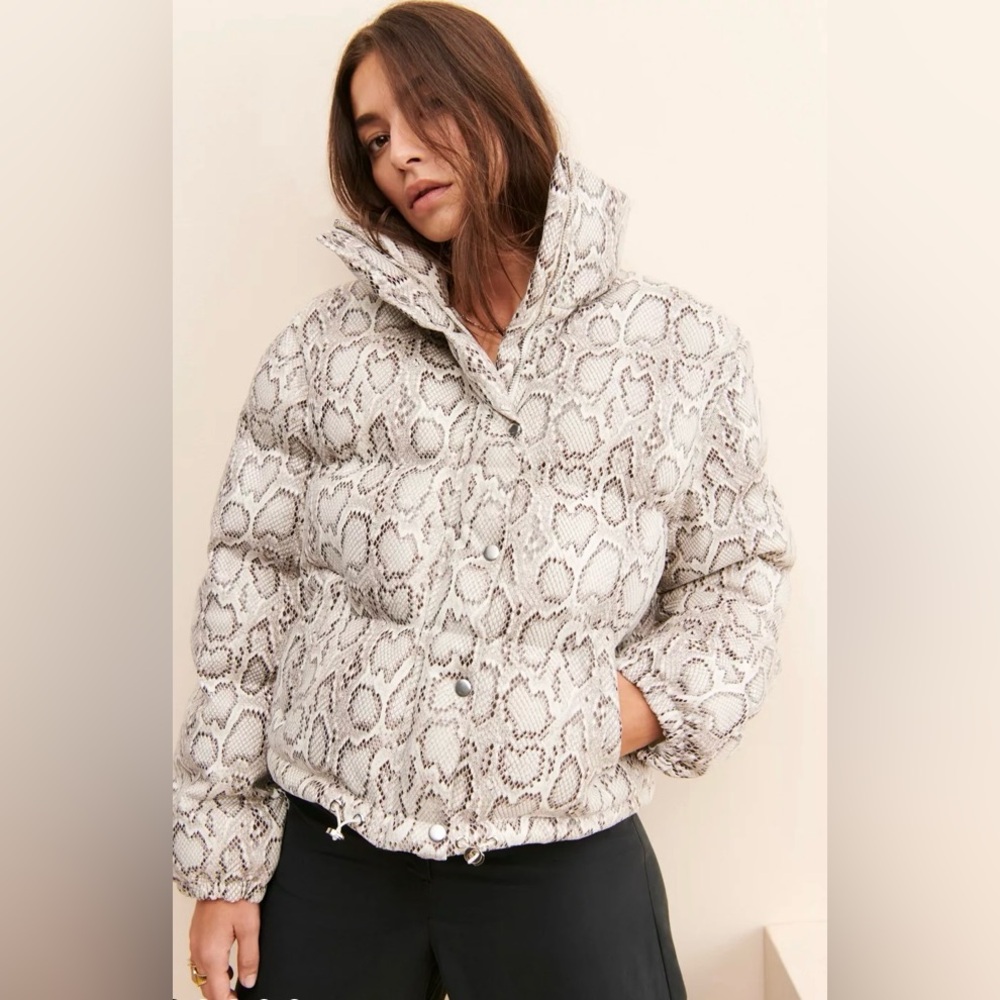 En Saison Snakeskin Printed Puffer | NWT